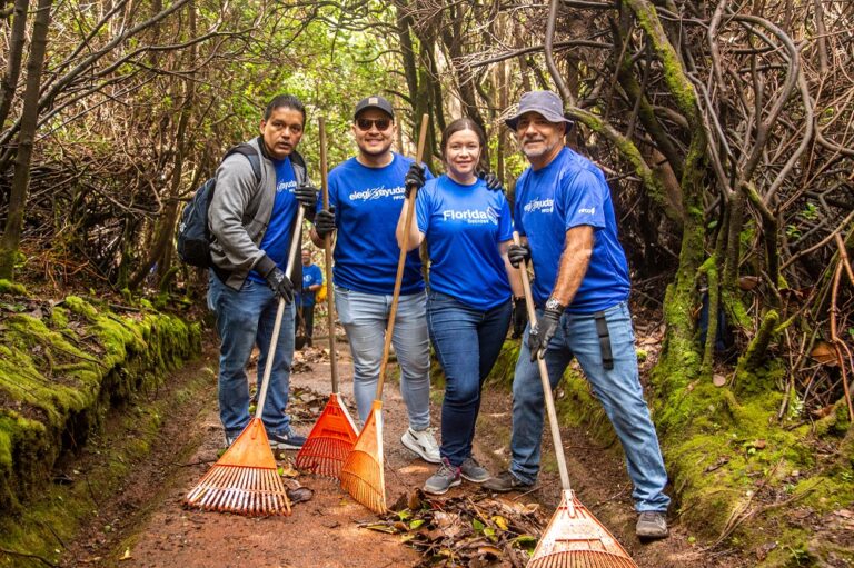 288 horas de voluntariado permitieron dar mantenimiento a senderos del Volcán Poás